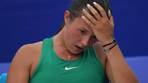 Касаткина не смогла защитить титул на Кубке Кремля, проиграв Ястремской