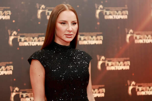 Певица Анна Asti травмировалась во время концерта