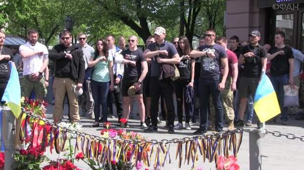 Неонацисты устроили свою акцию памяти в Одессе и пошли на Куликово поле