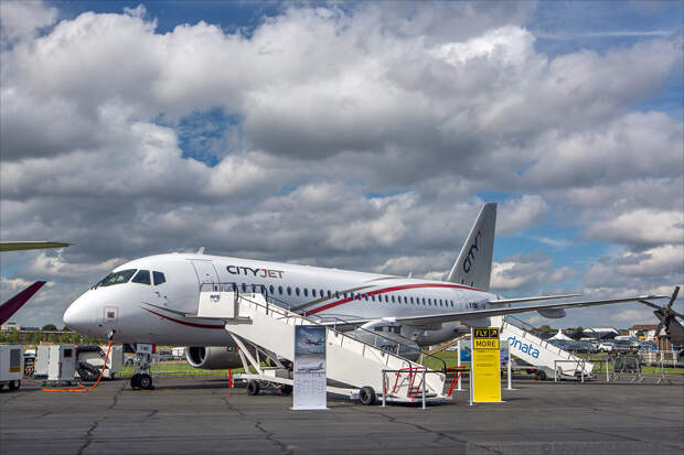 Суперджет CityJet Суперджет CityJet