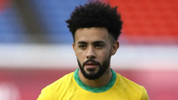 Агент Клаудиньо высказался о возможной натурализации своего клиента