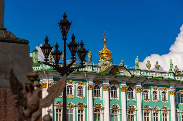 Эксперты рассказали, чего от Петербурга ждут иностранные туристы