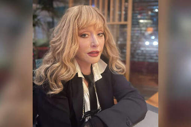 «КП»: певица Пугачева может выступить в Дубае почти за 20 млн рублей