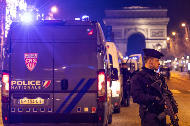 Туристам назвали мировые столицы карманных краж