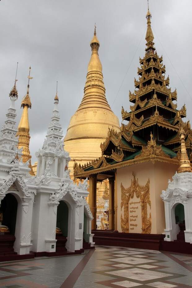Пагода Шведагон (Shwedagon Pagoda). Мьямна