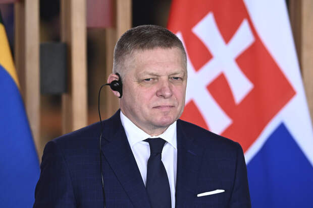 Фицо: Словакия готова принять новые меры против Украины из-за ситуации с нефтью