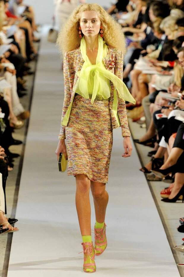 http://styleknitting.ru/images/phocagallery/oscar_de_la_renta/thumbs/phoca_thumb_l_164or.jpg