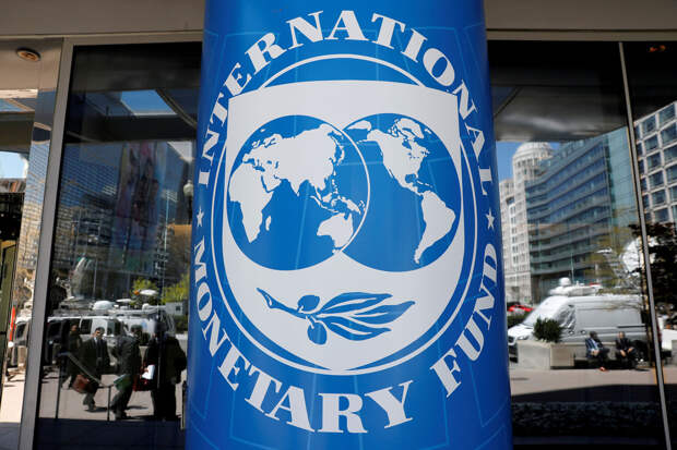 МВФ: экономика РФ продемонстрировала устойчивость перед масштабными санкциями