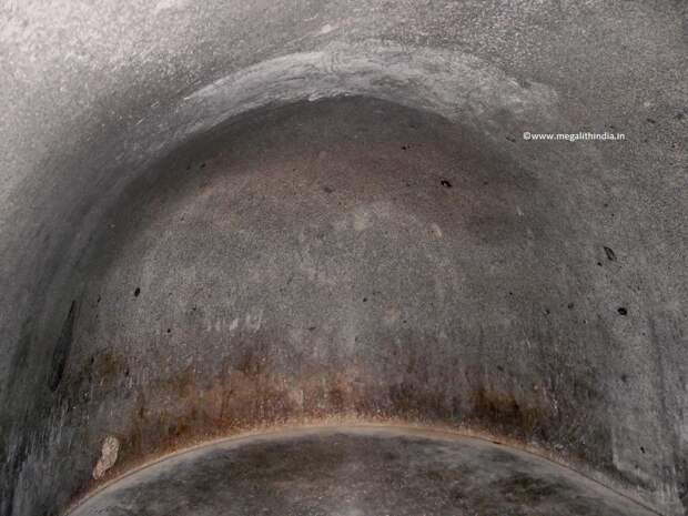 Пещеры Барабар: бомбоубежища богов, звуковые порталы или ...прибежище сектантов?