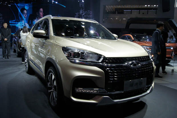 Первый 7-местный кроссовер Chery: что нам с того? Первый 7-местный кроссовер Chery: что нам с того?