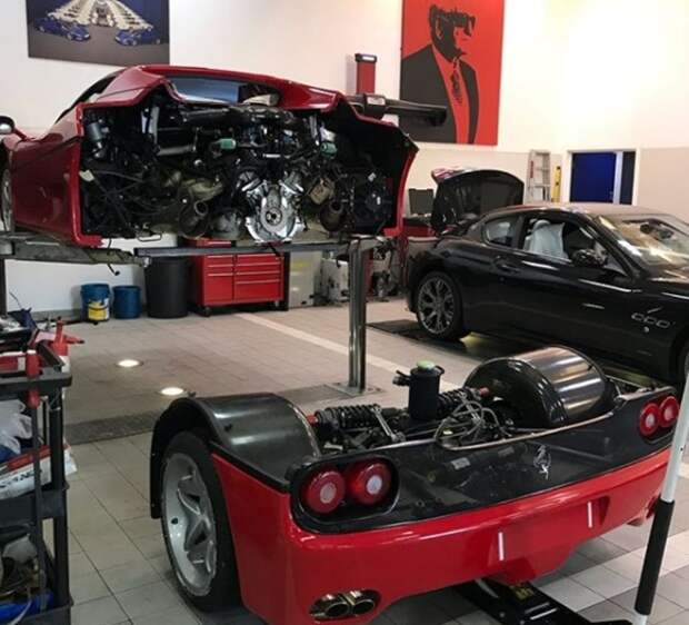 Как меняют сцепление на спорткаре Ferrari F50
