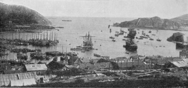 Порт Артур. Вход в гавань и вид на Большой рейд. Фотография из журнала «Нива» 1904