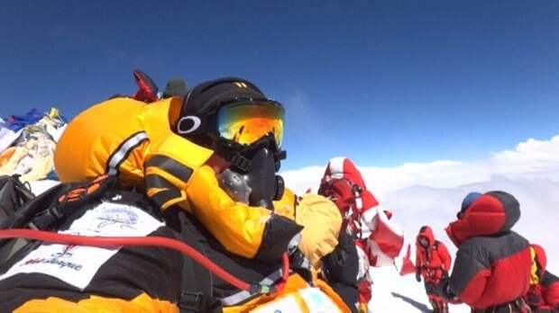 18. Самый загруженный день на Эвересте случился 10 мая 1993 года. В этот день на вершину поднялось 40 человек