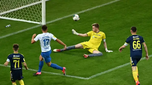 В Daily Mail написали материал про установившего рекорд РПЛ 17-летнего вратаря «Ростова»