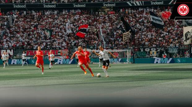 «Айнтрахт» и «Кельн» поделили очки