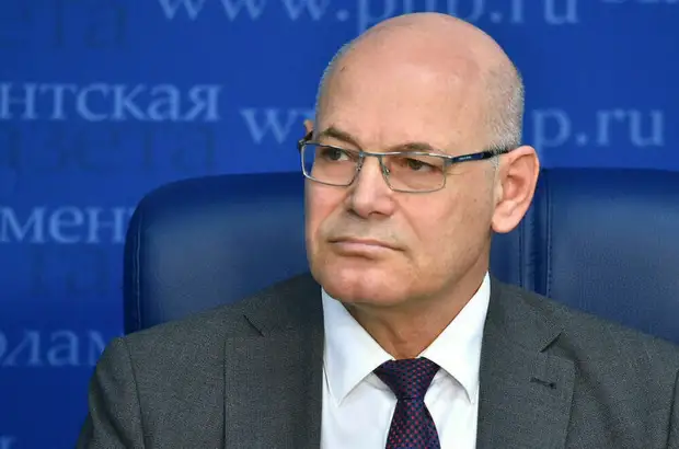 Круглый расскажет, какие меры помогут избежать дефицита лекарств