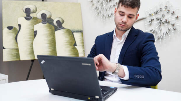 Россиян ждет самая короткая рабочая неделя в году