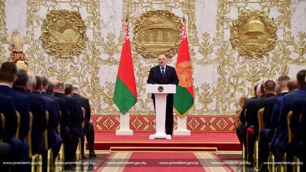 Лукашенко: Каждый колосок в наше время – на вес золота