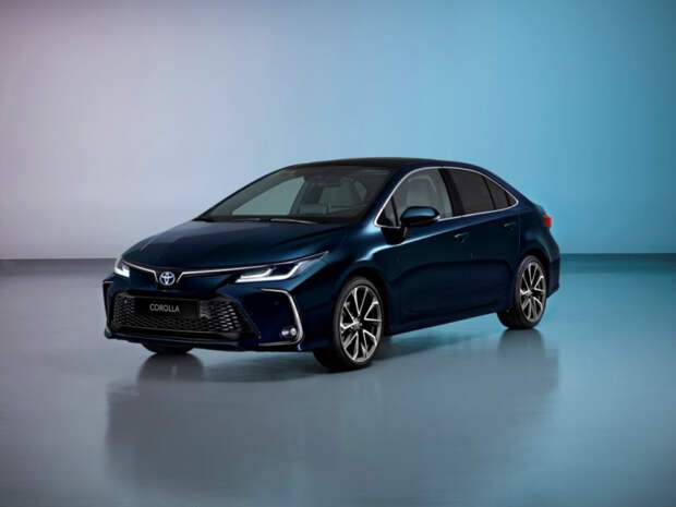 Toyota Corolla претерпела фейслифтинг. Что нового в 2023 году?