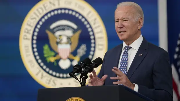 Байден заявил, что уведомил Путина о введении санкций в случае «вторжения» на Украину