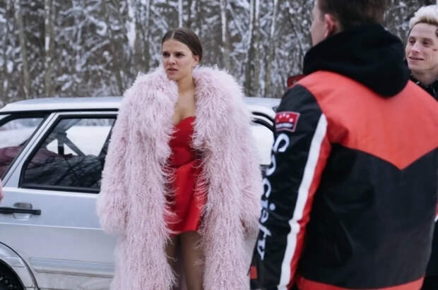 Актриса Здорик заявила, что экстренно училась вождению на съёмке «Ландышей»