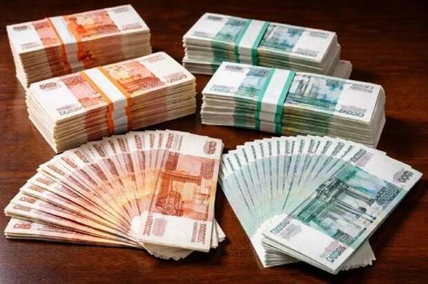 В Москве 76-летний финансовый директор отдал мошенникам 298 млн рублей