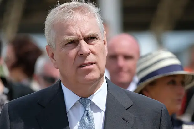 Принца Эндрю могут лишить титула герцога Йоркского