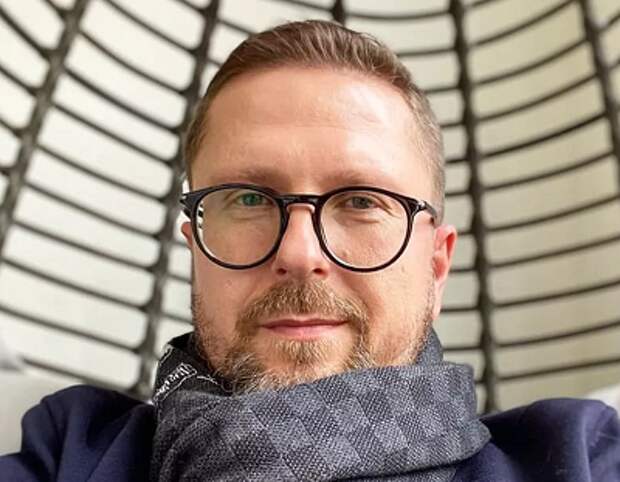 Шарий назвал причину закрытия границы Украины с Крымом Шарий назвал причину закрытия границы Украины с Крымом