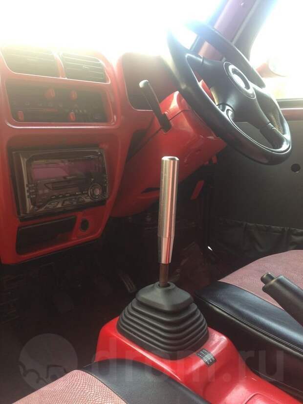 В Хабаровском крае автомобилист переделал свой мини-грузовичок в Ferrari daewoo, ferrari, авто, автомобили, видео, прикол, своими руками, тюнинг