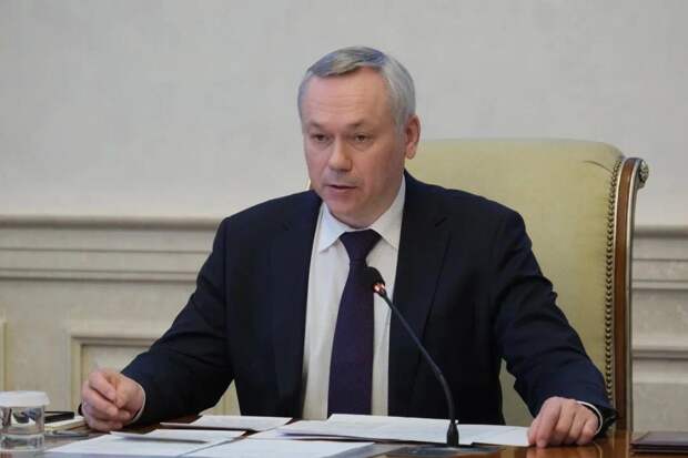Вовлечь всех работодателей в систему прогнозирования кадровой потребности поручил губернатор Андрей Травников