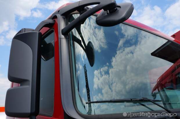 В Подмосковье полиция массово досматривает грузовики в поисках дронов