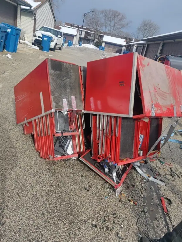 Люди, день у которых сегодня явно не задался Люди, день у которых сегодня явно не задался