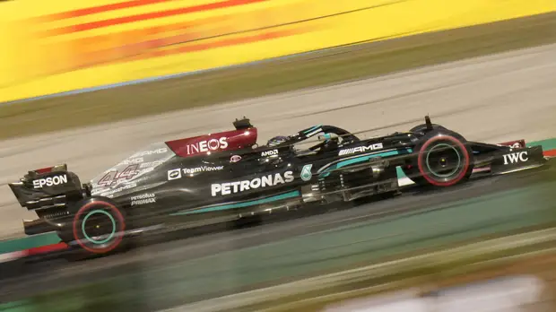 Хэмилтон стал лучшим в первой практике Гран-при Турции, Мазепин — 20-й