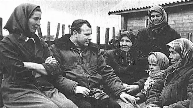 Зачем Юрий Гагарин ездил в Троице-Сергиеву лавру