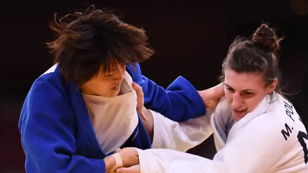 Араи стала олимпийской чемпионкой по дзюдо в весе до 70 кг