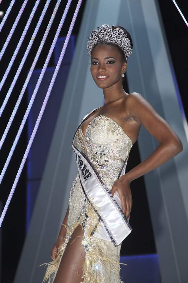 Лейла Лопес, Ангола. «Мисс Вселенная-2011» 