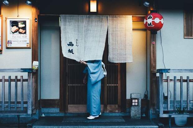japan-street-photography-67-5808b984f0fdd__880