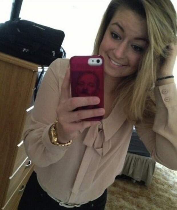 It’s official, mirrors are a girls best friend (35 Photos) It’s official, mirrors are a girls best friend (35 Photos)