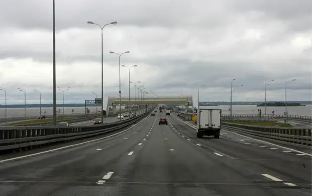 Зимний смет закроет развязку КАД с Мурманским шоссе и Октябрьской набережной с 24 марта