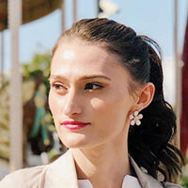 Сакина Нуриева