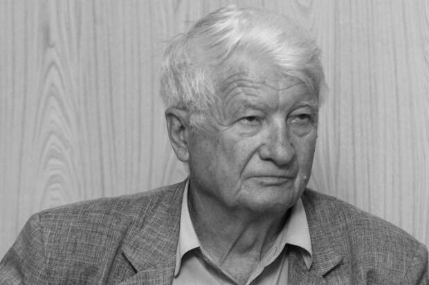 Умер создатель межконтинентального «Воеводы» Ус