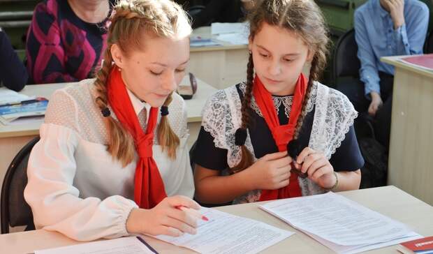 Более 10 тысяч тюменских выпускников сдают сегодня ЕГЭ по русскому языку