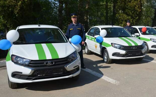 Шесть новых автомобилей передали сотрудникам уголовно-исполнительной инспекции