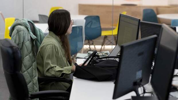 Поймать кадры: власти вывели из теневой занятости 720 тыс. россиян