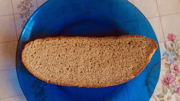 В составе доброй половины сортов ржаного хлеба присутствует сахар.