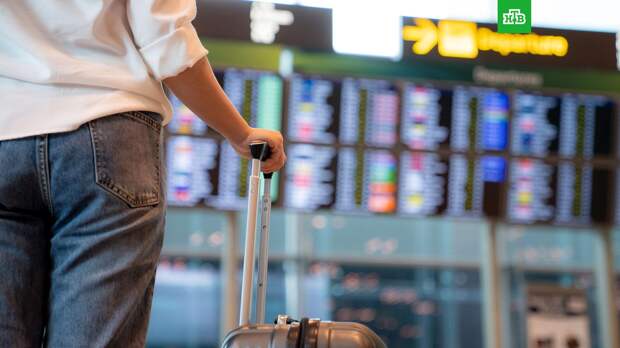 В московских аэропортах в понедельник задержали или отменили более 180 рейсов