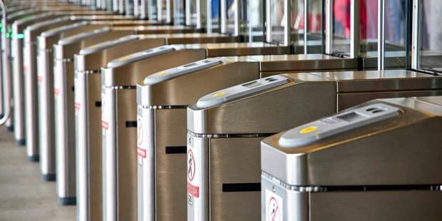 Дублирование указателей на станциях метро помогло снизить загрузку вестибюлей на 50 процентов – Дептранс
