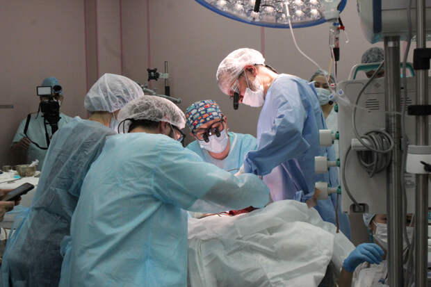 Хирурги из Орска извлекли пулю из сердца женщины накануне 8 марта