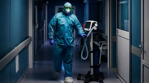 Госпитализированы 12 749 человек: в России выявлен 180 071 новый случай коронавируса