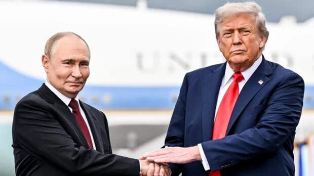 Владимир Путин и Дональд Трамп / Фото: Сергей Бобылев / POOL / ТАСС 